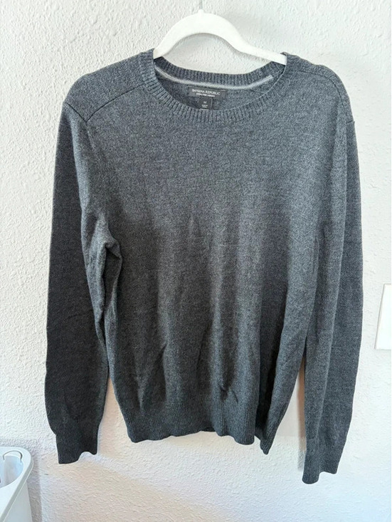 Banana Republic Other - Men's Banana Republic 100% Extra Fine Merino Wool Grey Vneck Sweater size M